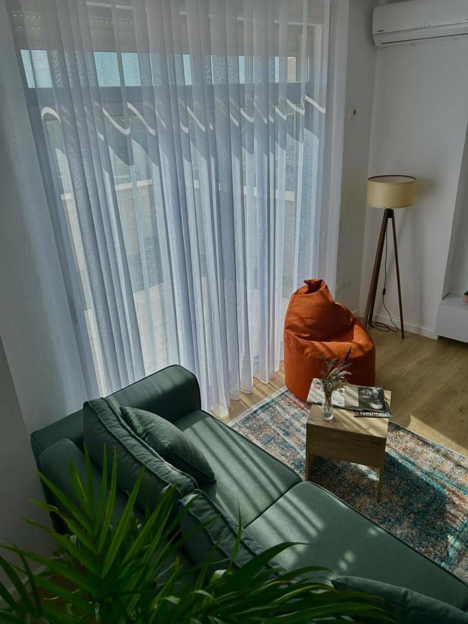 Gibel Apartment Golem (Tirana)